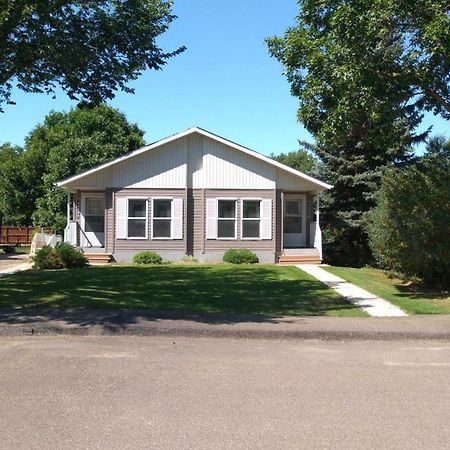 Campbell'S Accommodations Gull Lake 외부 사진